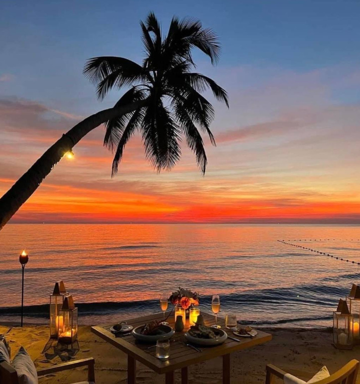 Sunset Beachfront Experience